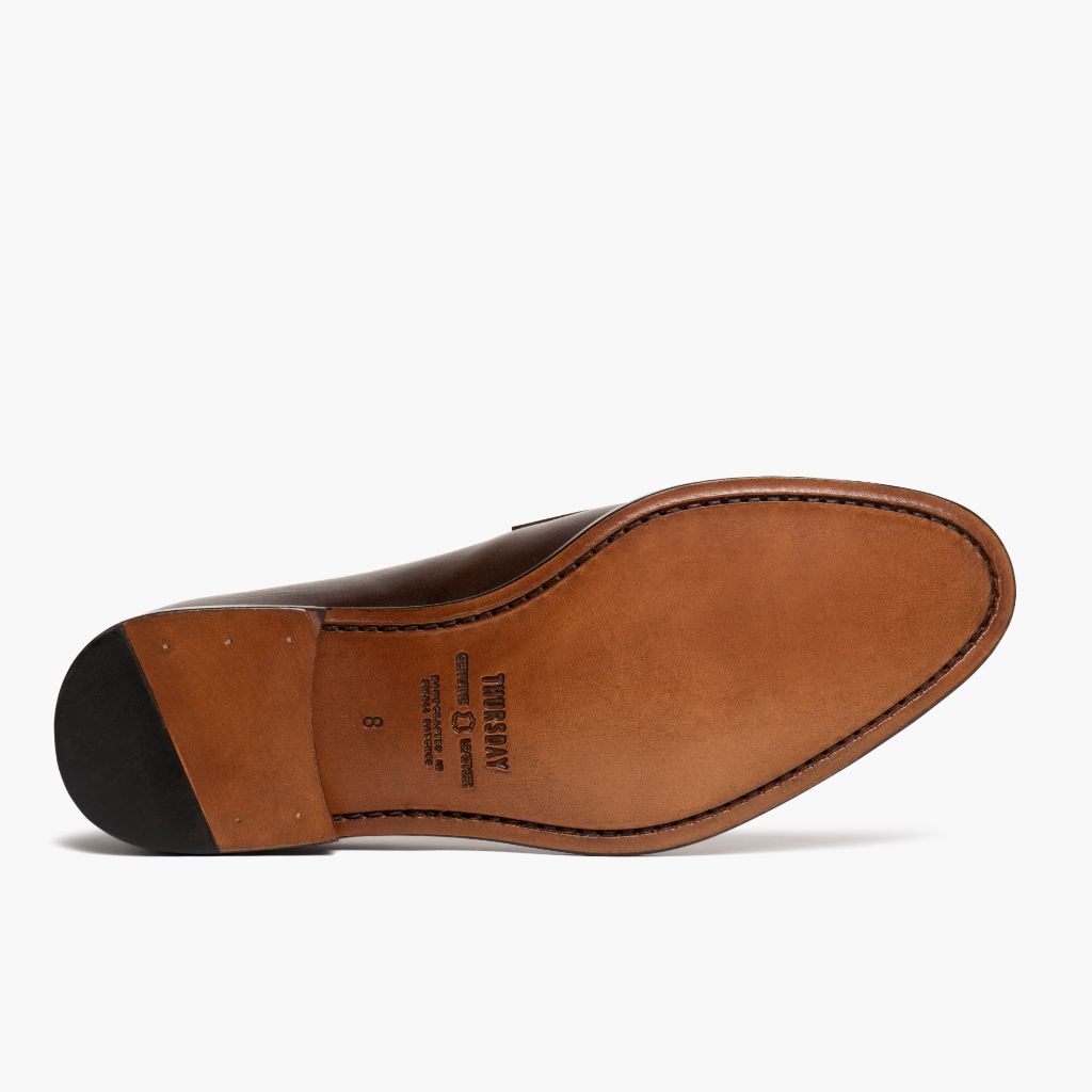 High-Traction Rubber Outsole & Lug Tread Pattern on Lincoln Rich Mahogany Кожаные кеды для Мужчин