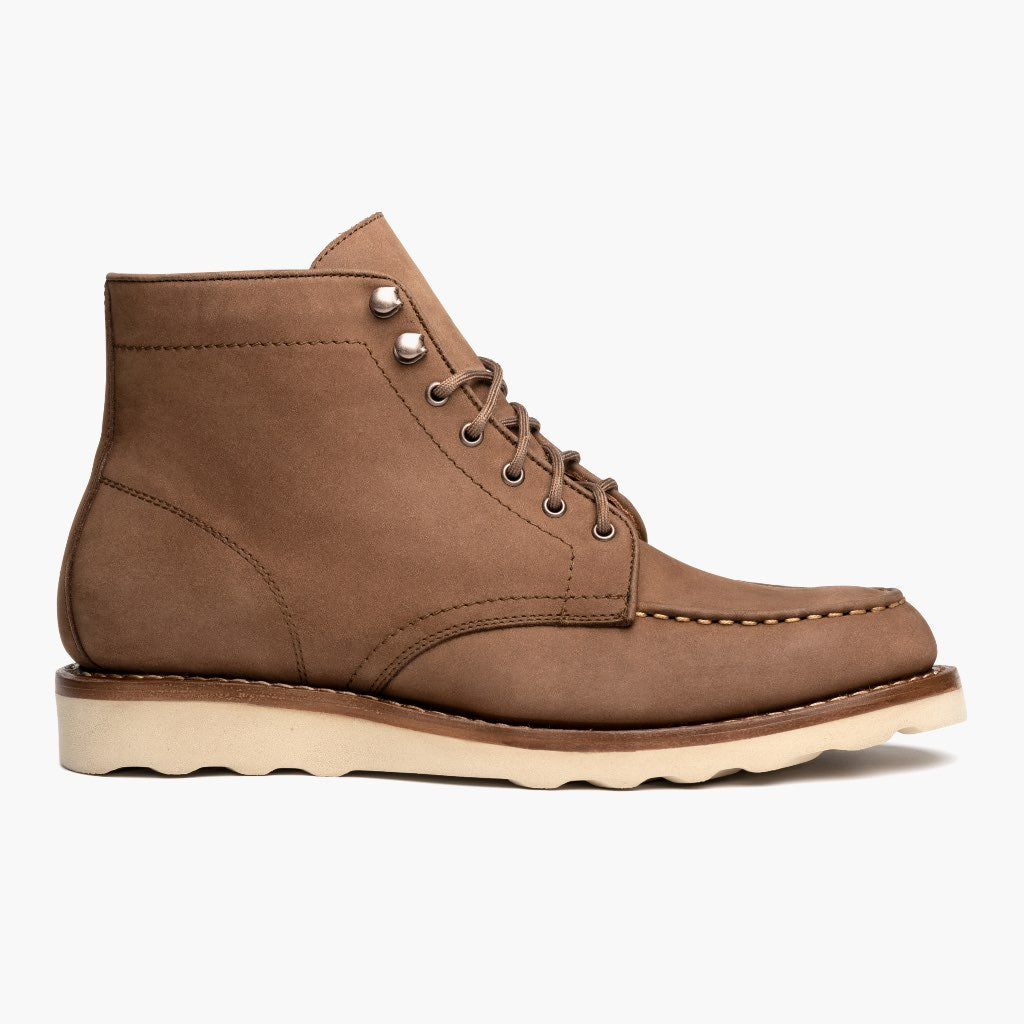Diplomat Pebble Кожаные ботинки для Женщин in Classic Full-Grain Leather - Вид сбоку | Купить в официальном онлайн-магазине