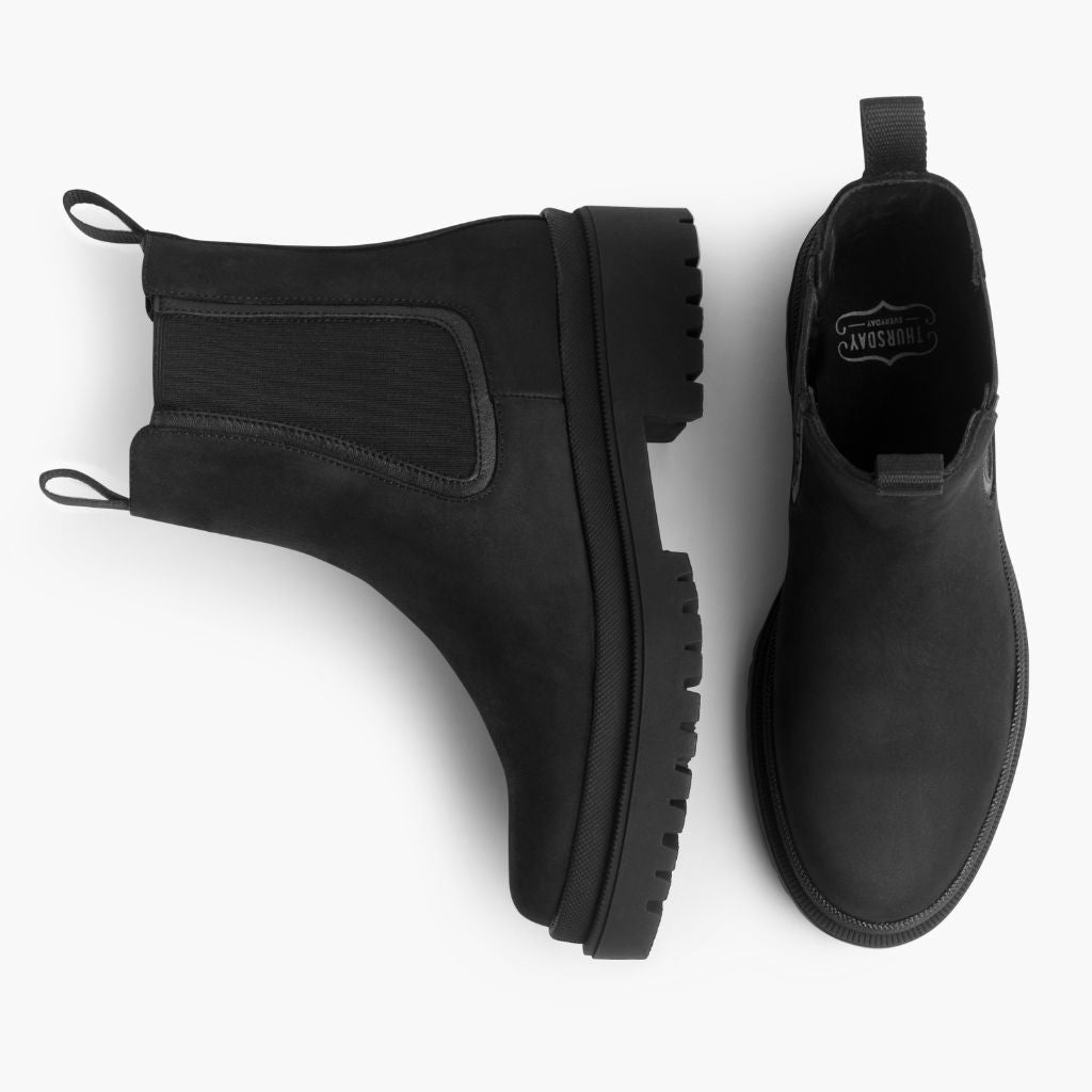 High-Traction Rubber Outsole & Lug Tread Pattern on Legend Platform Черный Matte Кожаные ботинки для Женщин
