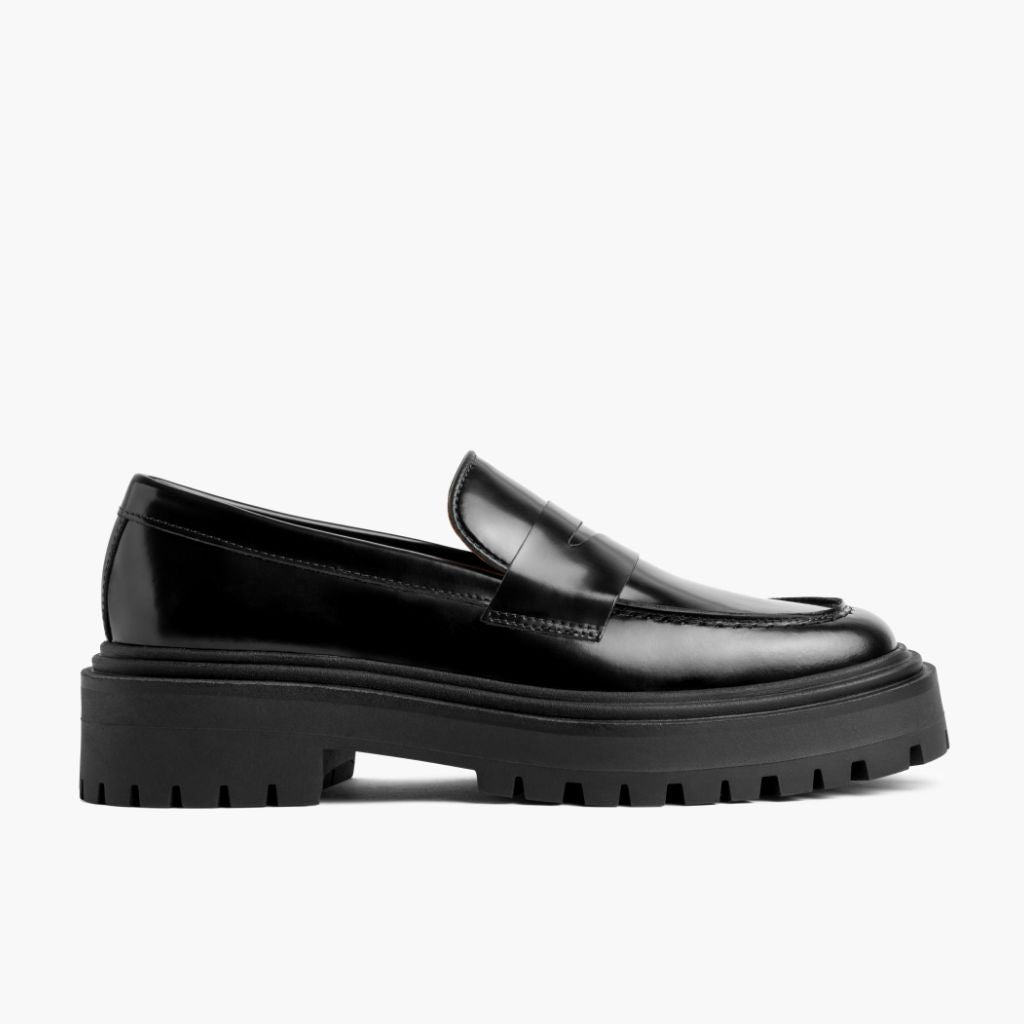 Black Full-Grain leather Loafers - Рантовая конструкция Goodyear Welt и носок обуви