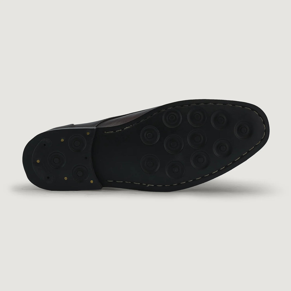 High-Traction Rubber Outsole & Lug Tread Pattern on Attorney Derby Burnished Коричневый Кожаная обувь для Мужчин For Men