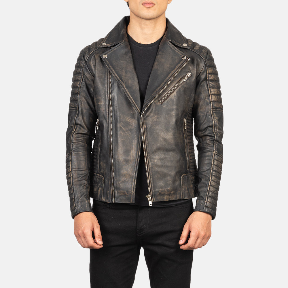 
Мастерство обработки подола и швов на Armand Green Suede Biker Jacket