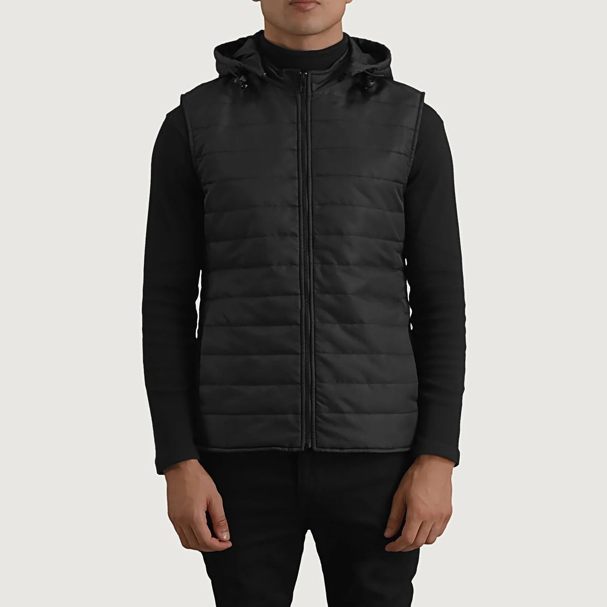 
Крупный план деталей of Classic Collar & Zipper Hardware on Carlo Черный Утепленный жилет с капюшоном для Мужчин