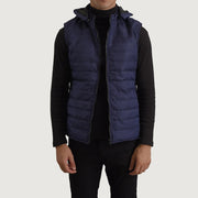 
Carlo Синий Утепленный жилет с капюшоном для Мужчин in Blue Full-Grain Leather - Вид спереди и приталенный силуэт | Купить в официальном онлайн-магазине