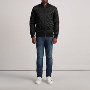 
Крупный план деталей of Varsity & Zipper Hardware on Danson Стеганый Черный Varsity Кожаная куртка для Мужчин