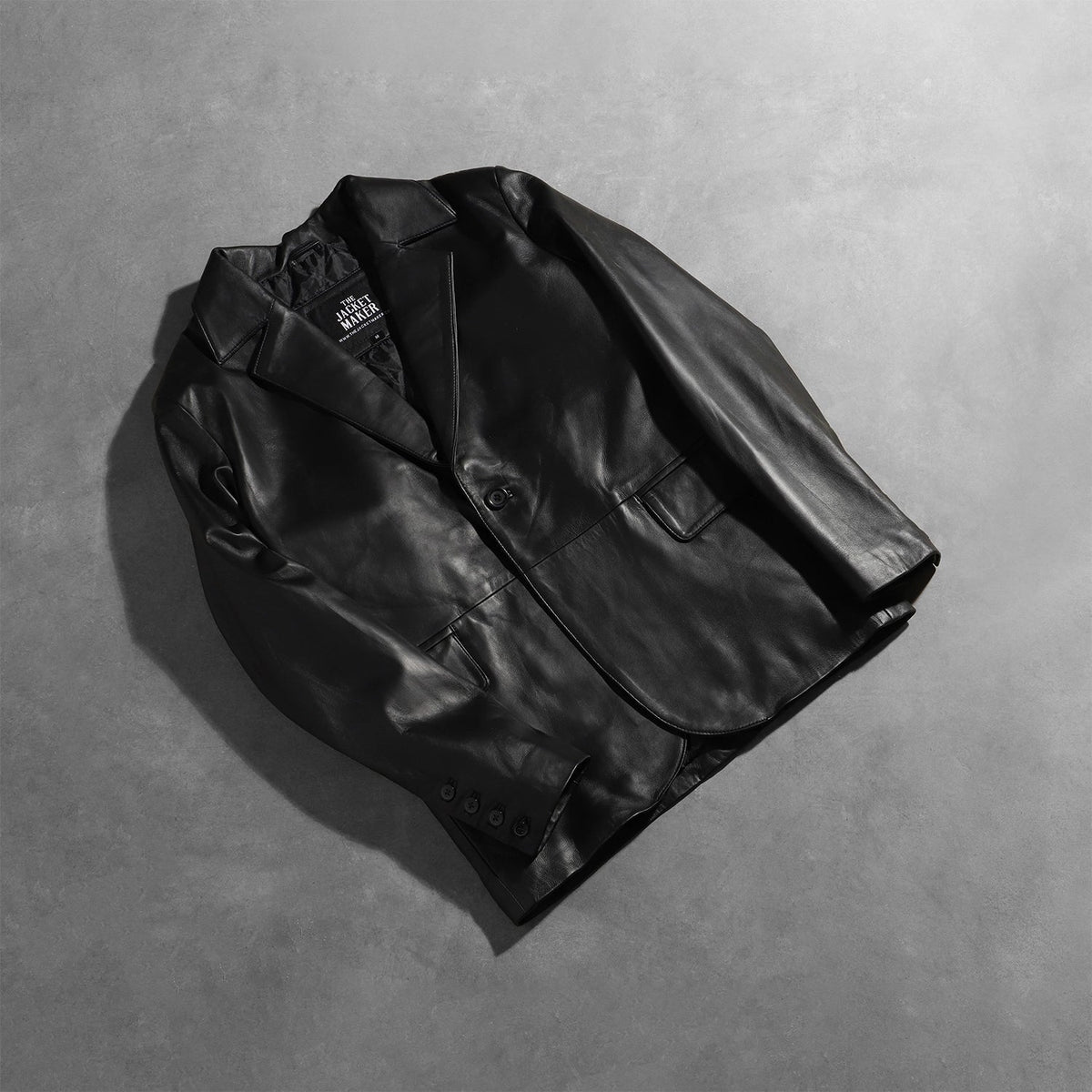 Open Hem &amp; Hem Craftsmanship Construction Detail on Men's Daron Black Leather Blazer