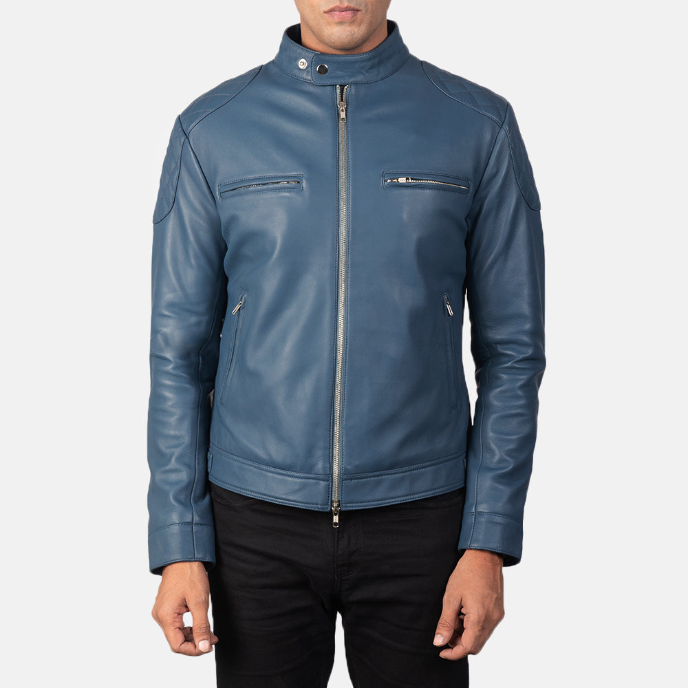
Крупный план деталей of Band with snap buttons & Zipper Hardware on Gatsby Quilted Blue Leather Biker Jacket