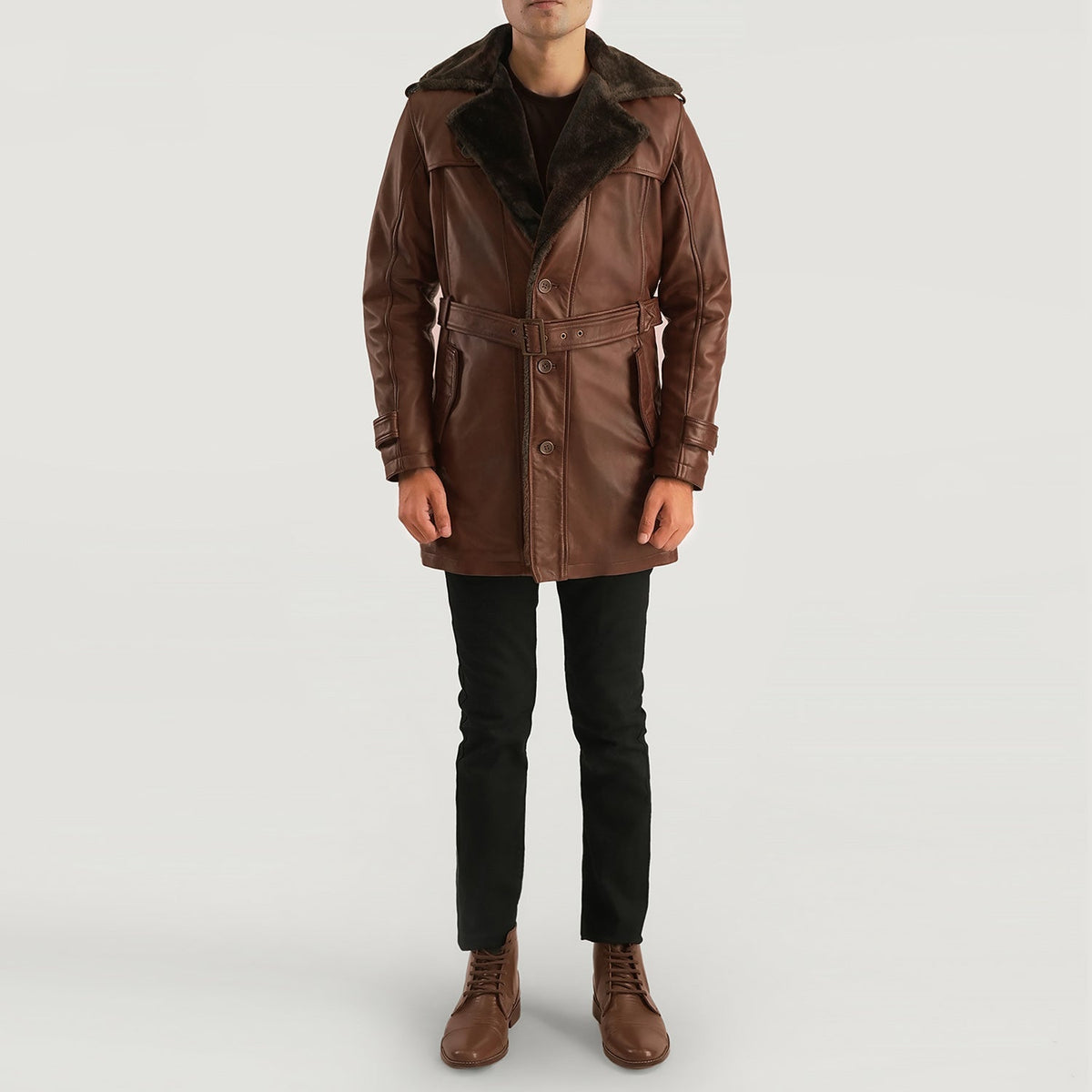 
Крупный план деталей of Notch & Button Hardware on Hunter Distressed Коричневый Fur Кожаное пальто для Мужчин