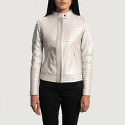 
Ice Maiden Silver Стеганый Кожаная куртка-косуха для Женщин in Silver Sheepskin Leather - Вид спереди и приталенный силуэт | Купить в официальном онлайн-магазине