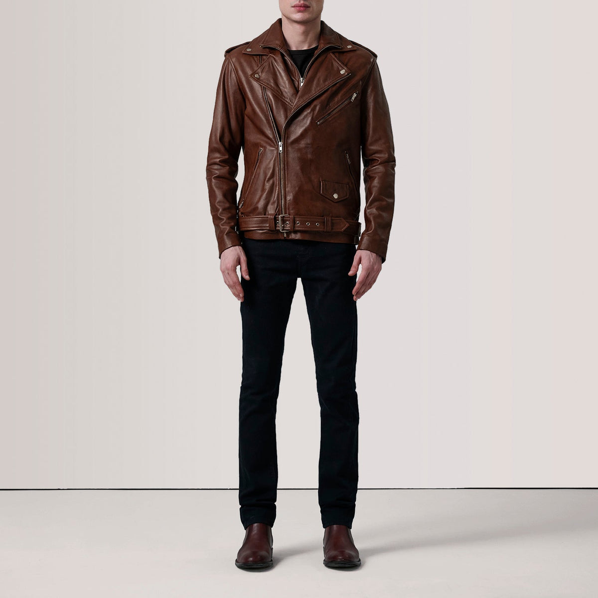 
Distressed Brown Sheepskin Burnished Biker Jacket - Вид сзади, подчеркивающий посадку по плечам и ровный край