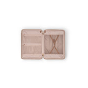 Close-Up Detail of Classic Collar &amp; Heavy-Duty Zipper Hardware on Large Suitcase Zuna