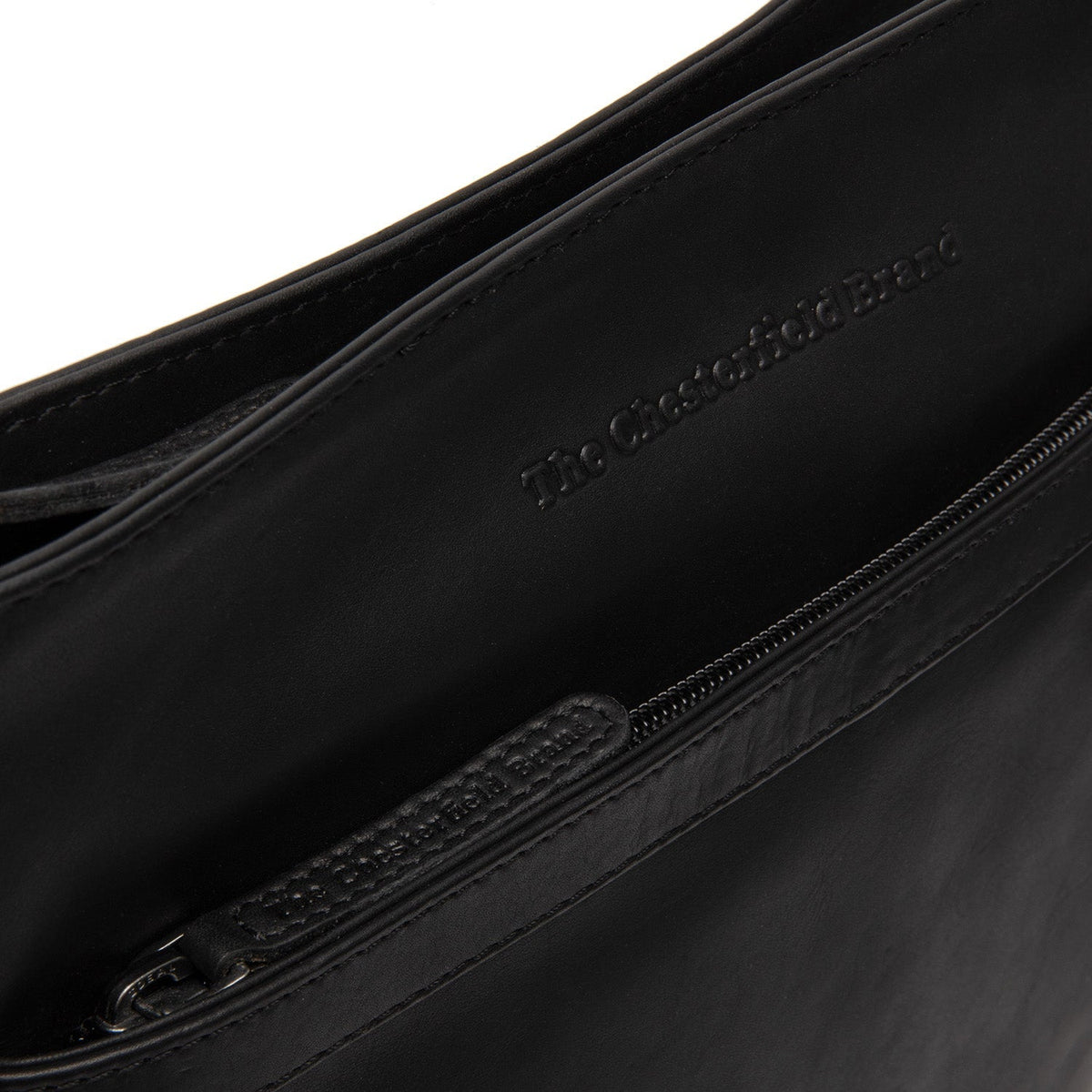 
Classic 100% Full-Grain leather Bag - Вид сзади с усиленными кожаными ремнями и прострочкой