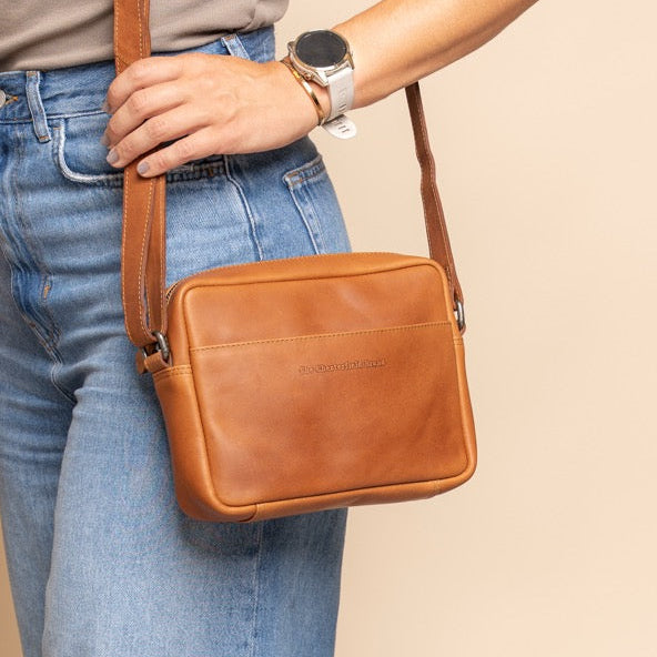 Westmere Full-Grain Leather Crossbody Bag – alternate product view 2