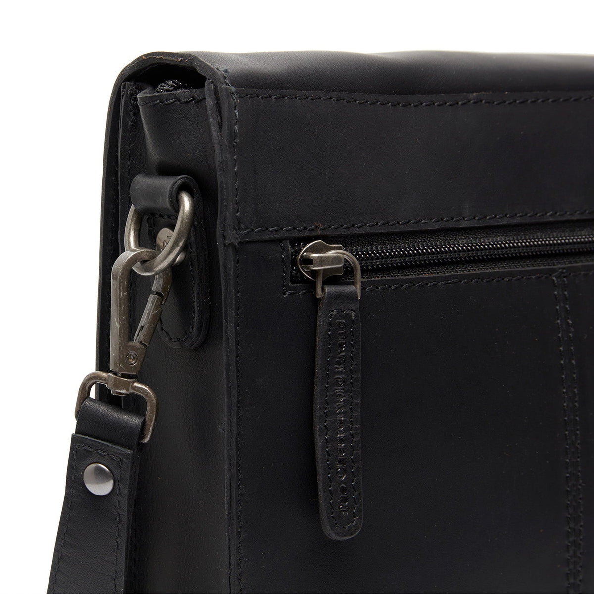 
Вид подкладки Showing Dedicated Padded Laptop Sleeve & Multi-Compartment Organization