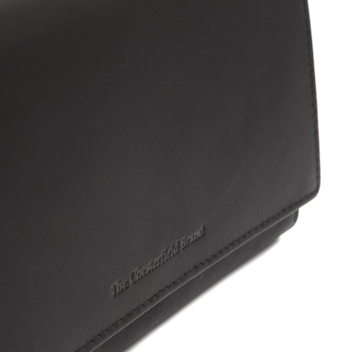 Solid Antique Brass Hardware &amp; Heavy-Duty Dual Zipper Detail on Mirthe Цельнозерновая кожа Wallet