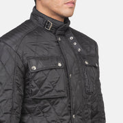 
Вид подкладки Showing Quilted Polyester Lining & Два функциональных внутренних кармана