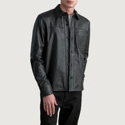 
Black Sheepskin leather Jacket - Вид сзади, подчеркивающий посадку по плечам и ровный край