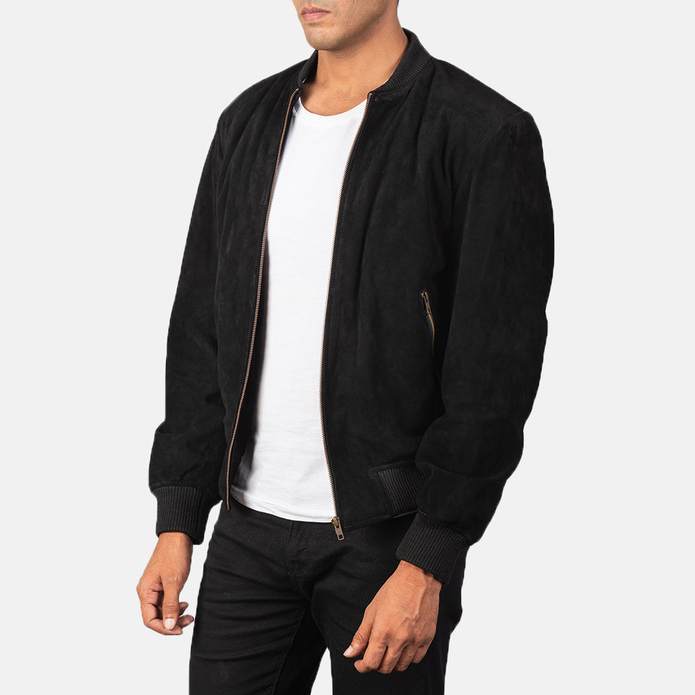 
Black Goatskin Suede Bomber Jacket - Вид сзади, подчеркивающий посадку по плечам и ровный край