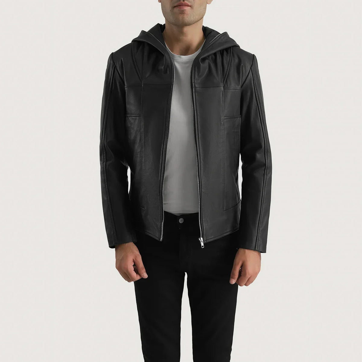 
Spratt Черный Hooded Кожаная куртка для Мужчин in Black Goatskin Leather - Вид спереди и приталенный силуэт | Купить в официальном онлайн-магазине