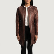 
Trudy Lane Стеганый Бордовый Кожаное пальто для Женщин in Maroon Sheepskin Leather - Вид спереди и приталенный силуэт | Купить в официальном онлайн-магазине