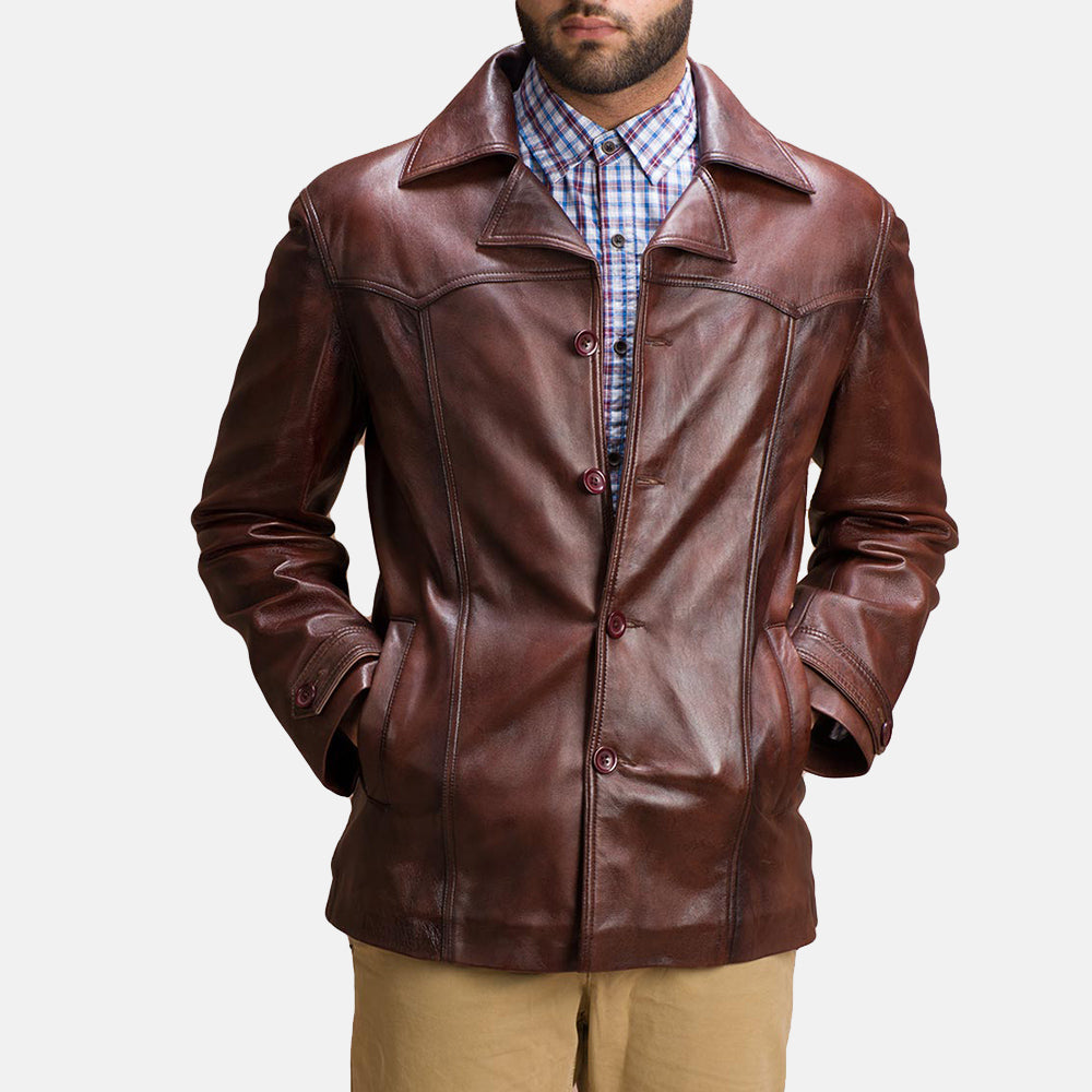 
Brown Sheepskin leather Coat - Вид сзади, подчеркивающий посадку по плечам и ровный край