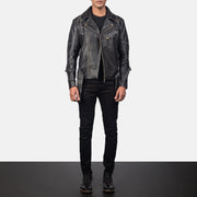 Vincent Black Leather Biker Jacket - Вид сбоку с анатомическим кроем рукава